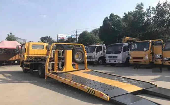 奉贤区汽车中途维修案例